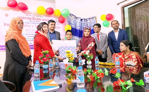 বিশেষ চাহিদা সম্পন্ন শিশু ও ব্যক্তিদের নিয়ে তারুণ্য উৎসব ২০২৫ চিত্রাঙ্কন প্রতিযোগিতা অনুষ্ঠিত 