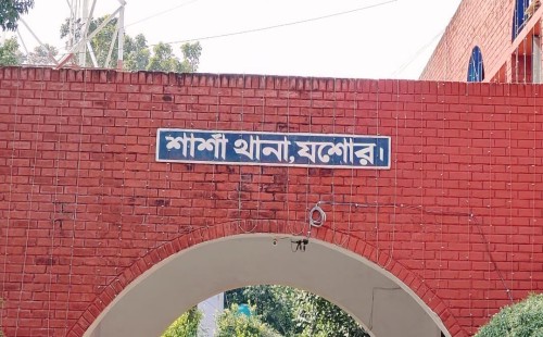 শার্শার পাড়ের কায়বায় গৃহবধূকে ধর্ষণের চেষ্টা, পুরুষাঙ্গ কর্তন 