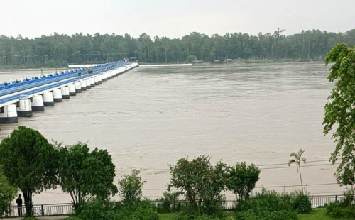 তিস্তার পানি বিপৎসীমার ওপরে, রেড অ্যালার্ট জারি 